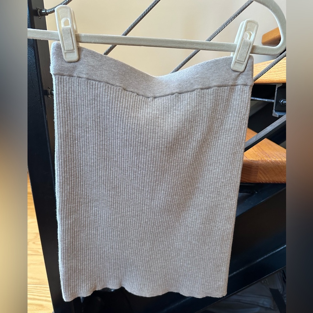 Aritzia Knit Pull On Pencil Skirt Heather Oatmeal Size Small
